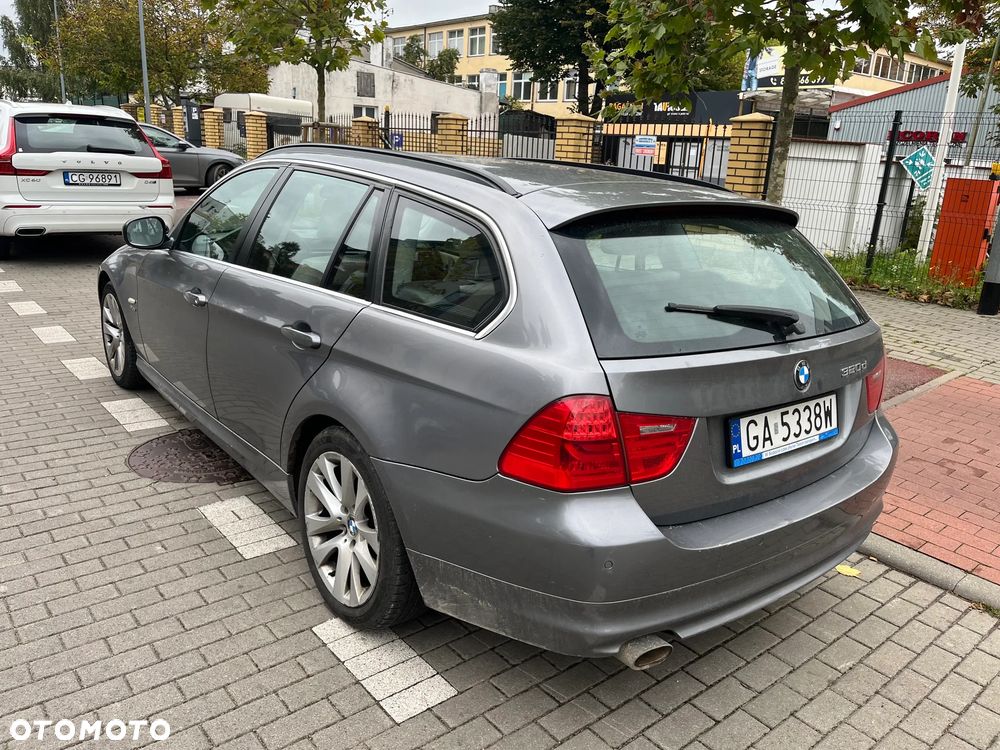BMW Seria 3 - 13