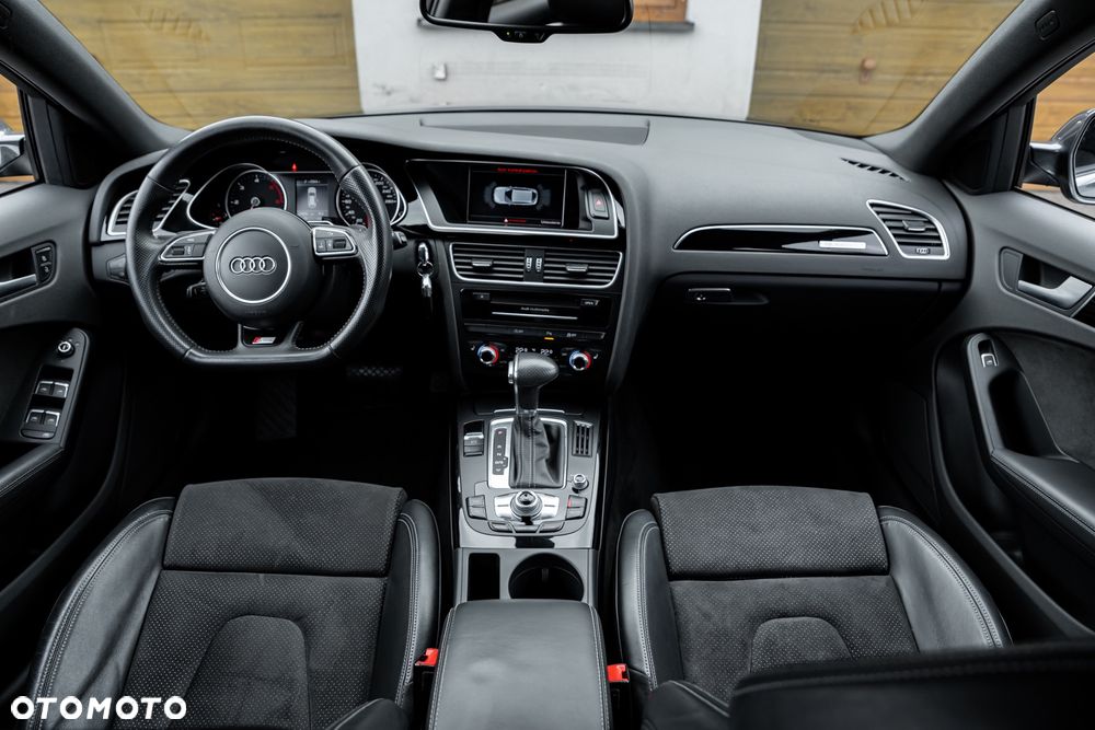 Audi A4 Avant 3.0 TDI DPF quattro S tronic S line Sportpaket - 24