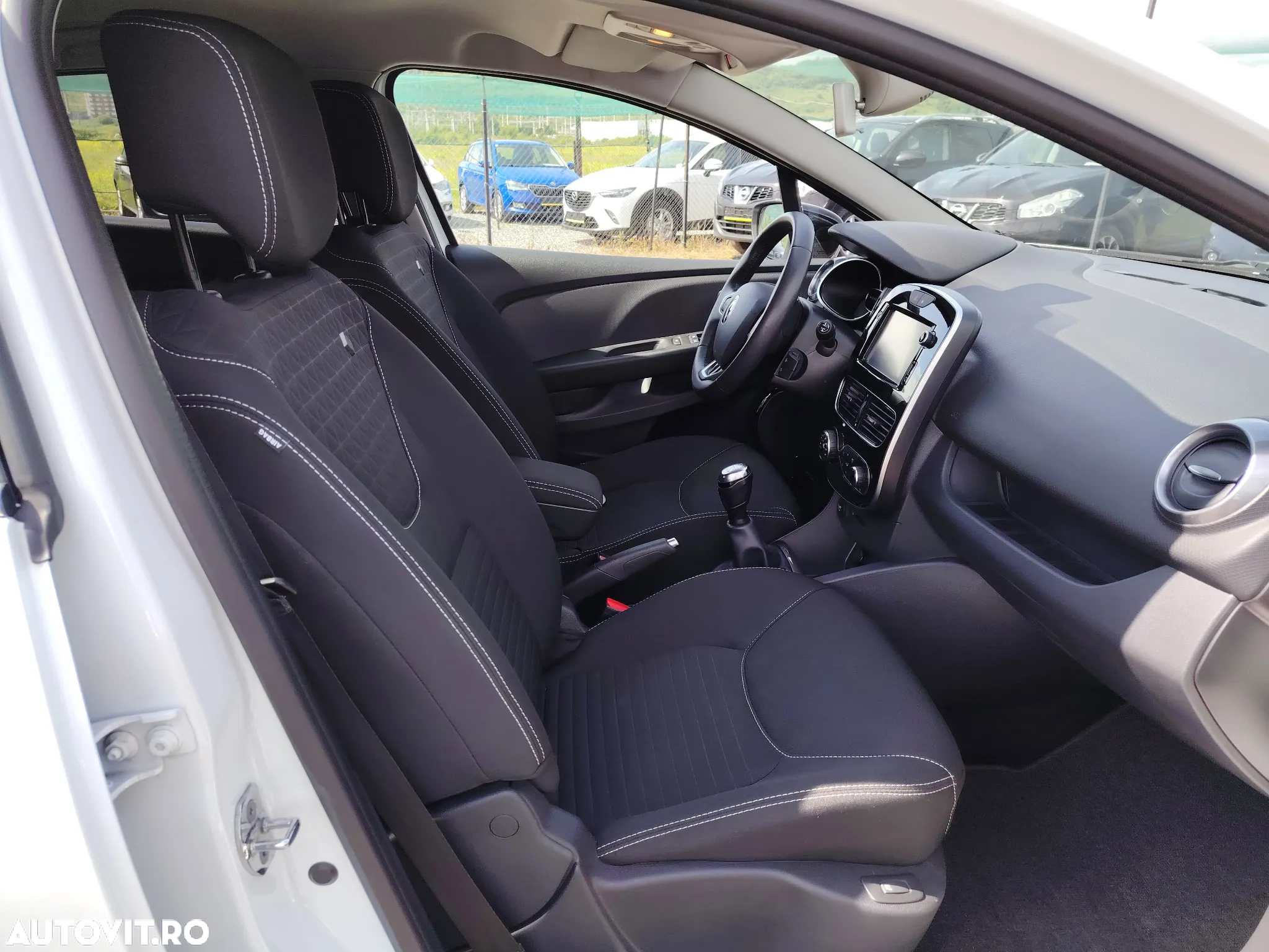 Renault Clio (Energy) TCe 90 Start & Stop LIMITED - 9