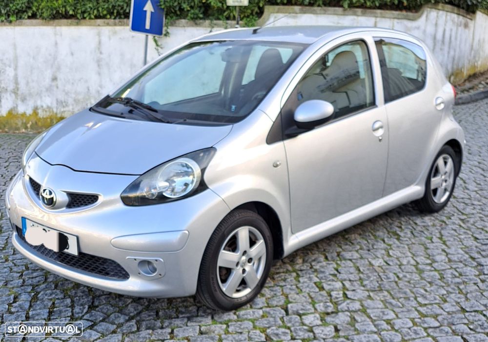 Toyota Aygo 1.0 - 3