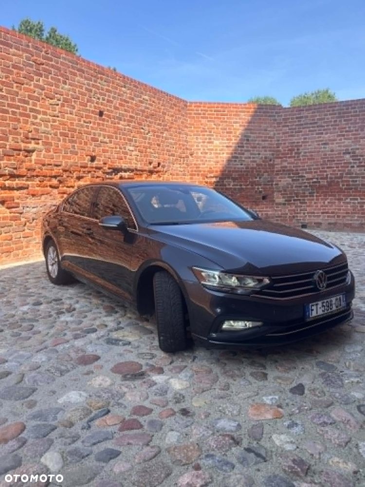Volkswagen Passat 2.0 TDI SCR DSG Comfortline - 15