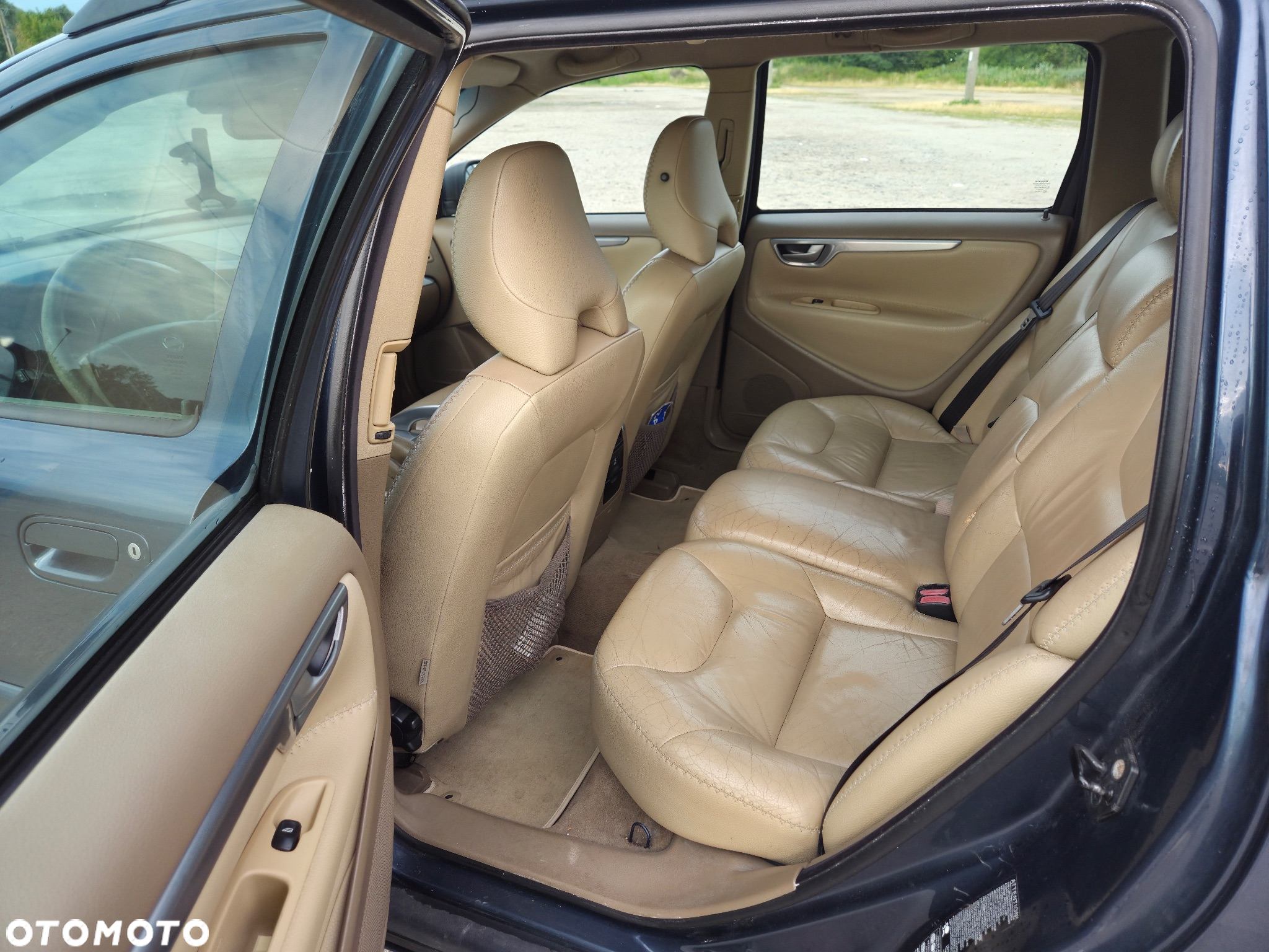 Volvo XC 70 2.4 AWD Automatik Momentum - 20