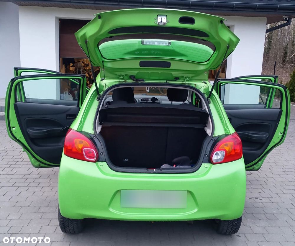 Mitsubishi Space Star - 8