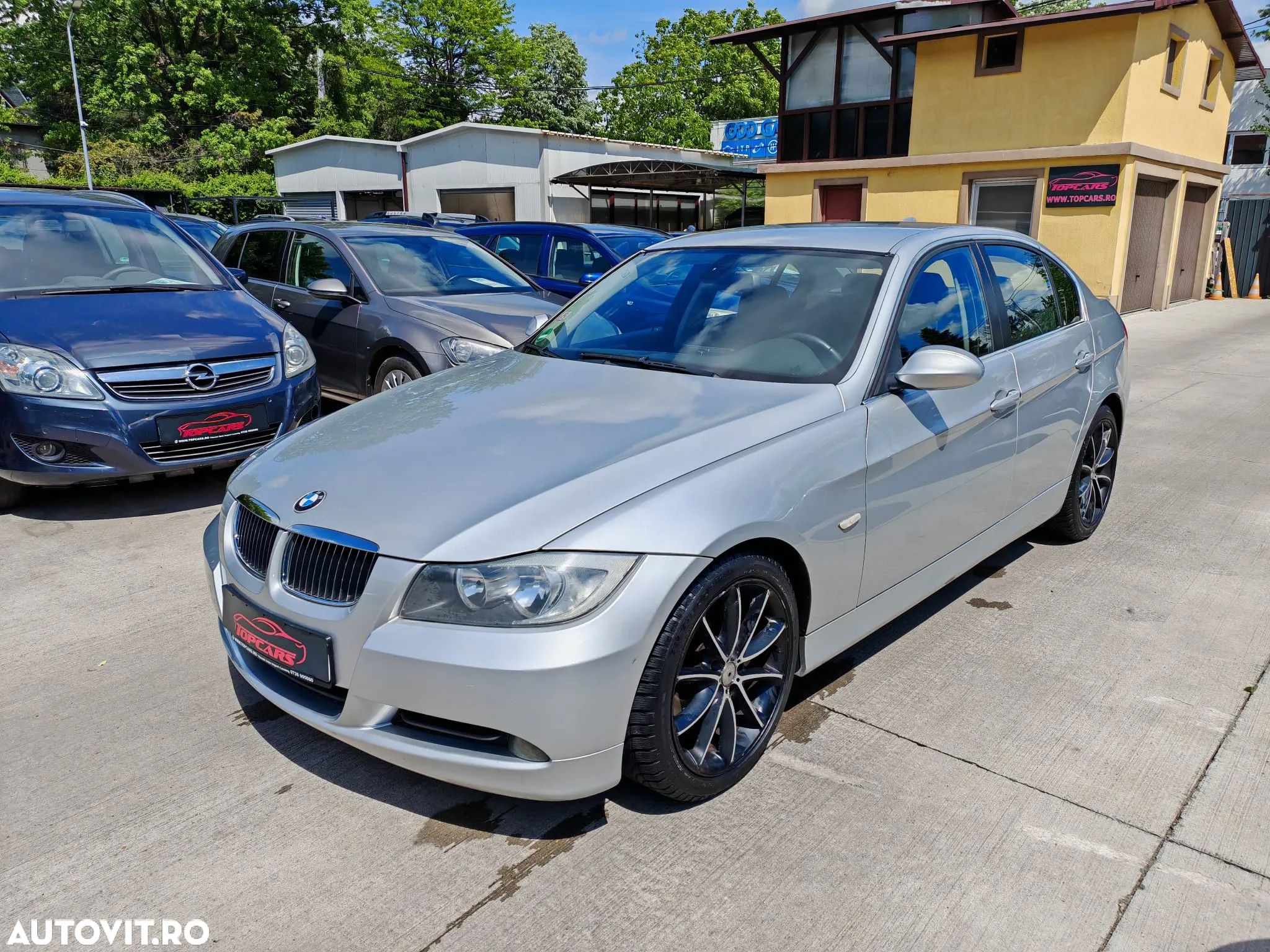BMW Seria 3 318d - 1