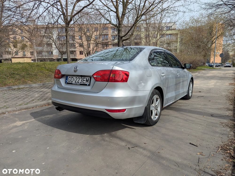 Volkswagen Jetta 1.4 TSI Comfortline - 6