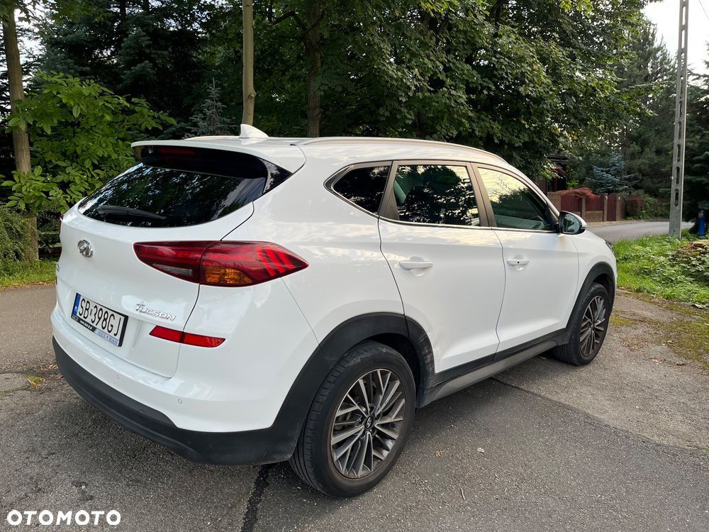 Hyundai Tucson - 2