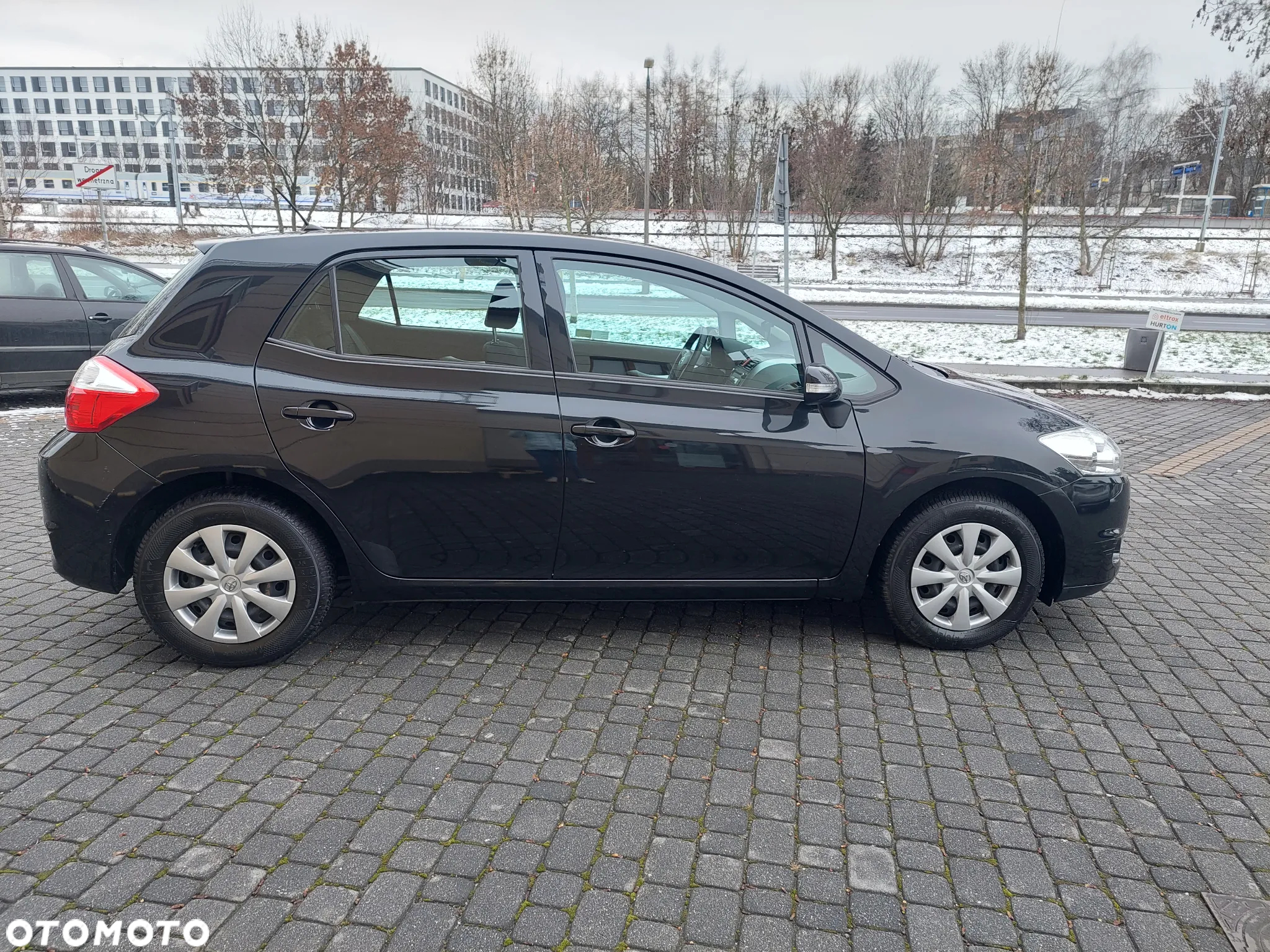 Toyota Auris 1.33 VVT-i Active - 2
