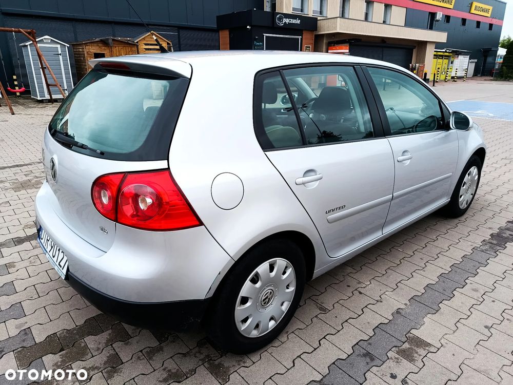 Volkswagen Golf 1.6 Trendline - 7