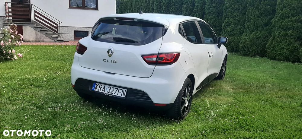 Renault Clio - 9
