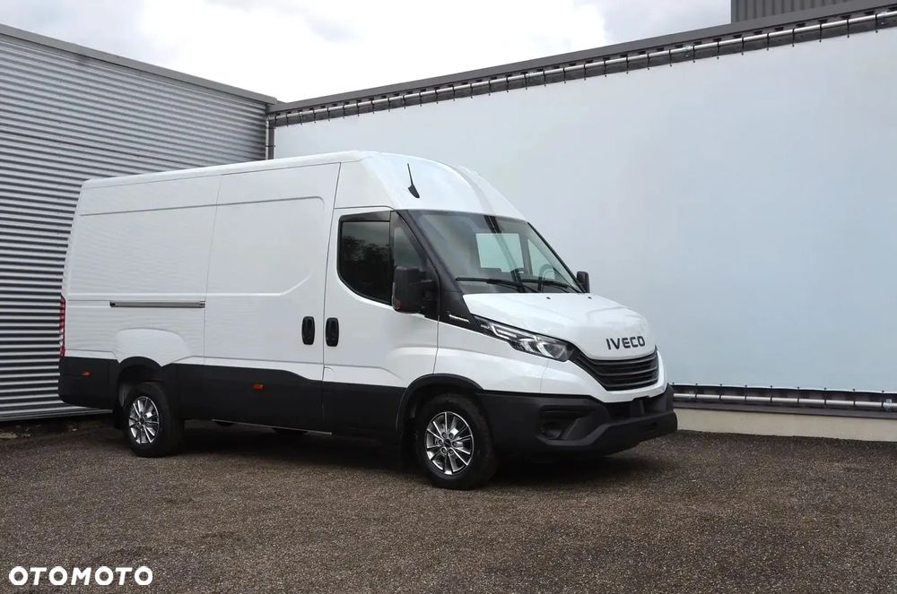 Iveco Daily 35S18HV 180km Furgon 12m3 - 3