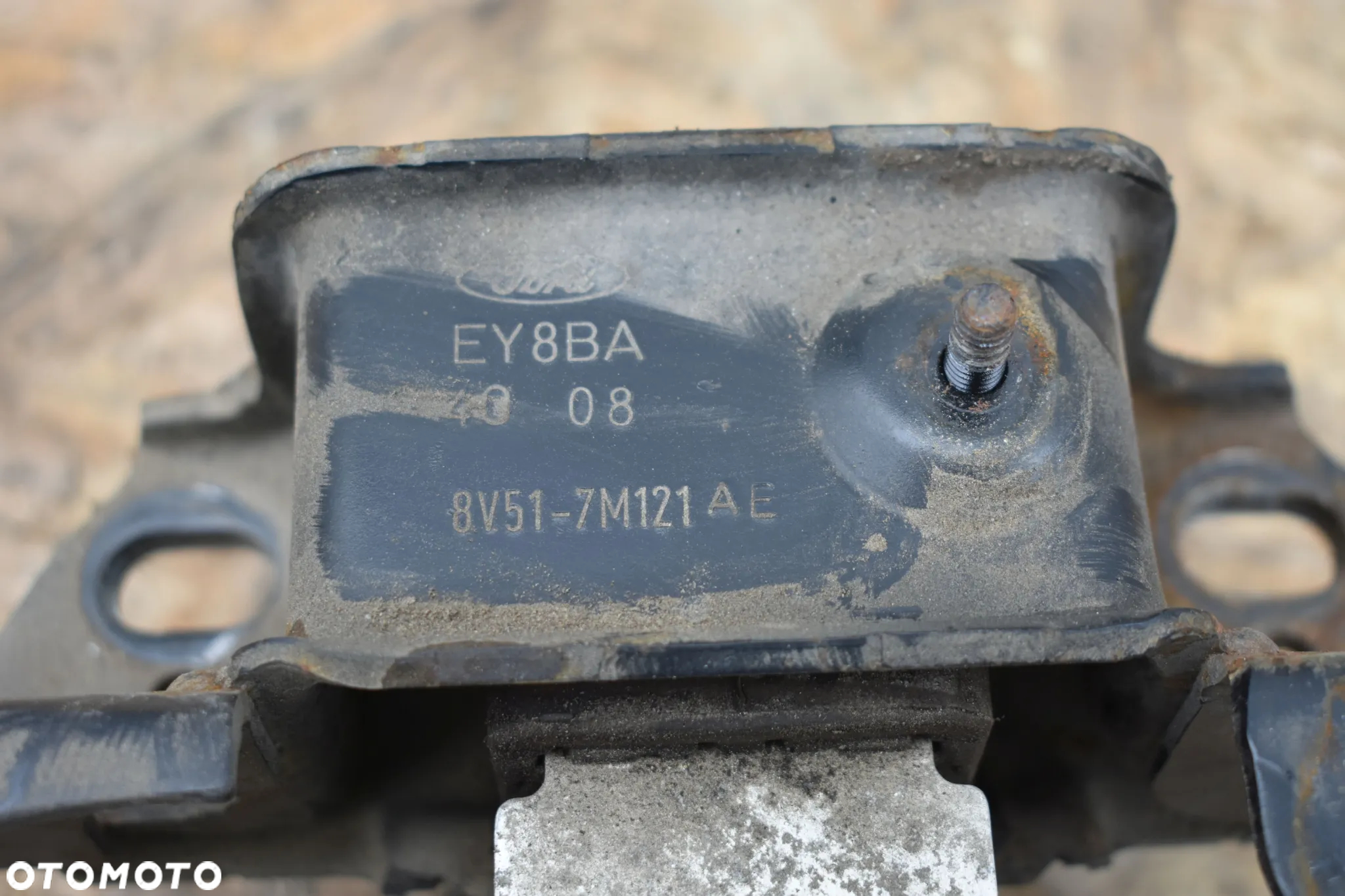 PODUSZKA ŁAPA SKRZYNI BIEGÓW FORD FIESTA MK7 1.4 16V - 3