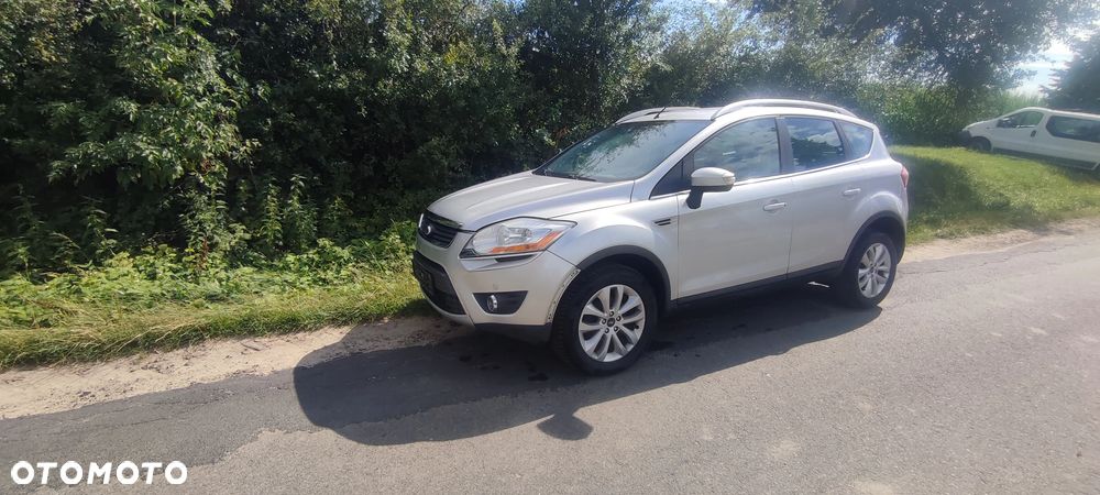 Ford Kuga - 1