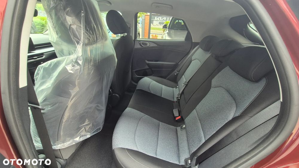 Kia XCeed 1.6 T-GDI M DCT - 13