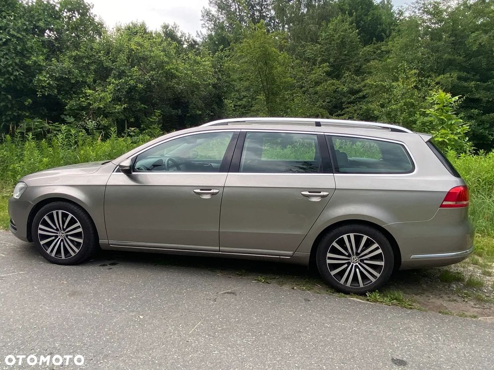 Volkswagen Passat 2.0 TDI Highline DSG - 5