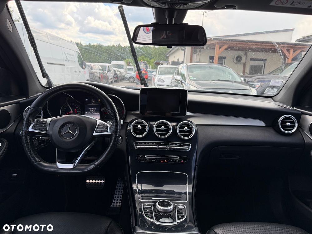 Mercedes-Benz GLC - 9