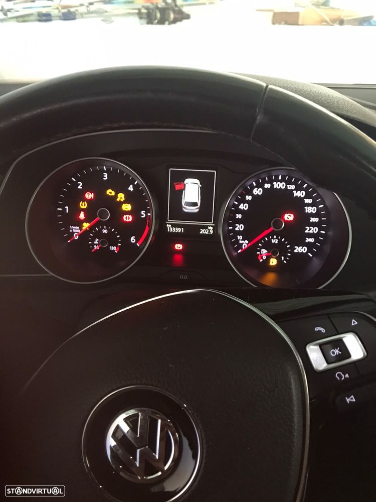 VW Passat Variant 2.0 TDI Confortline - 8