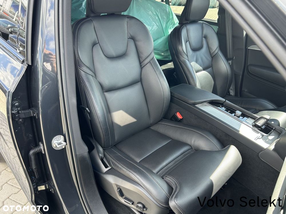 Volvo XC 90 - 27
