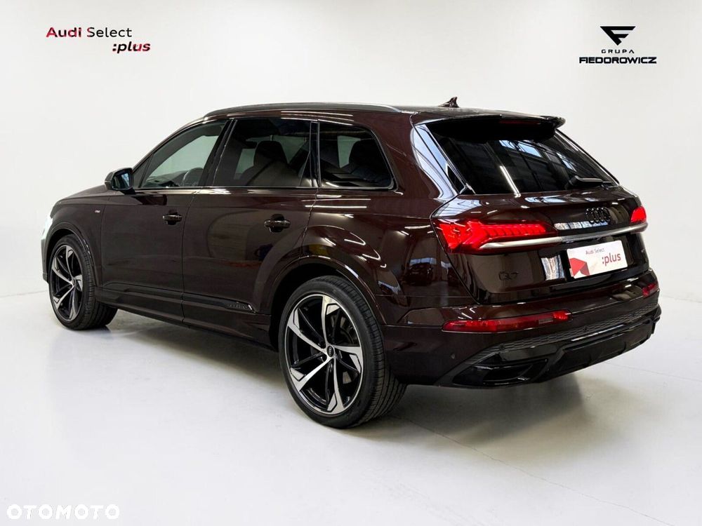 Audi Q7 - 8