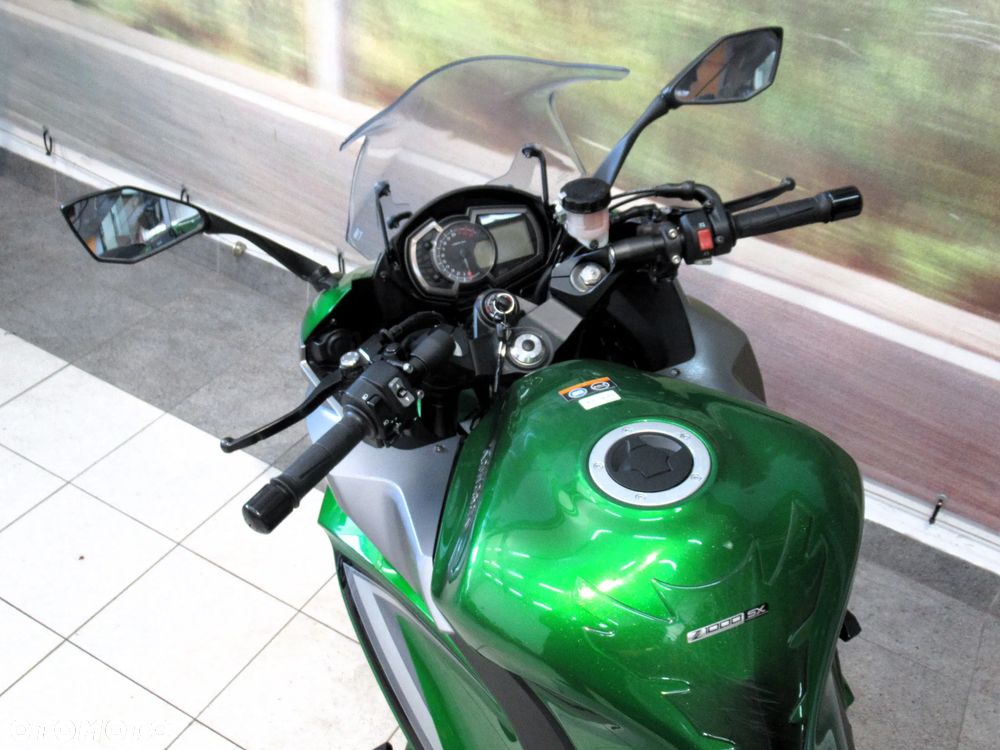Kawasaki Ninja 1000 SX - 9