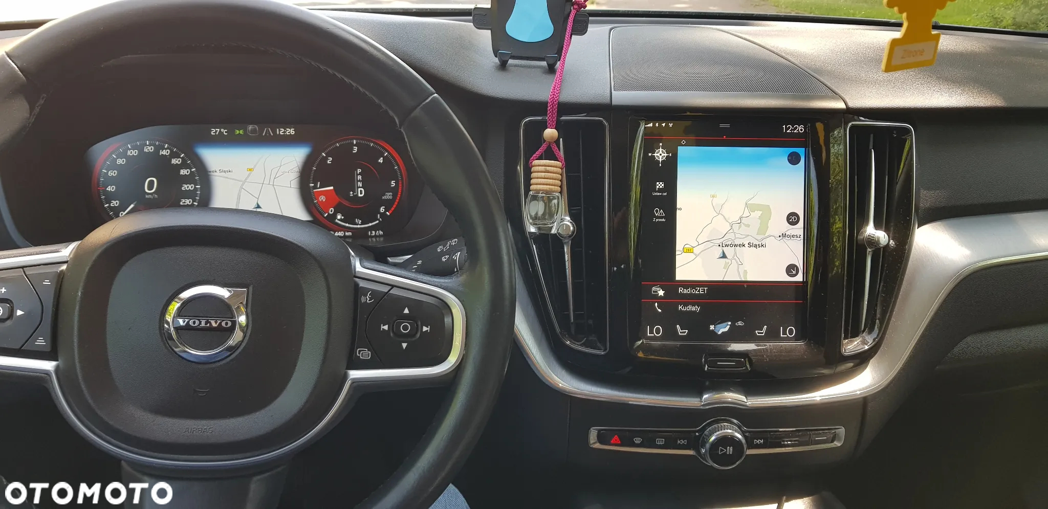 Volvo XC 60 D5 AWD Geartronic Momentum - 4