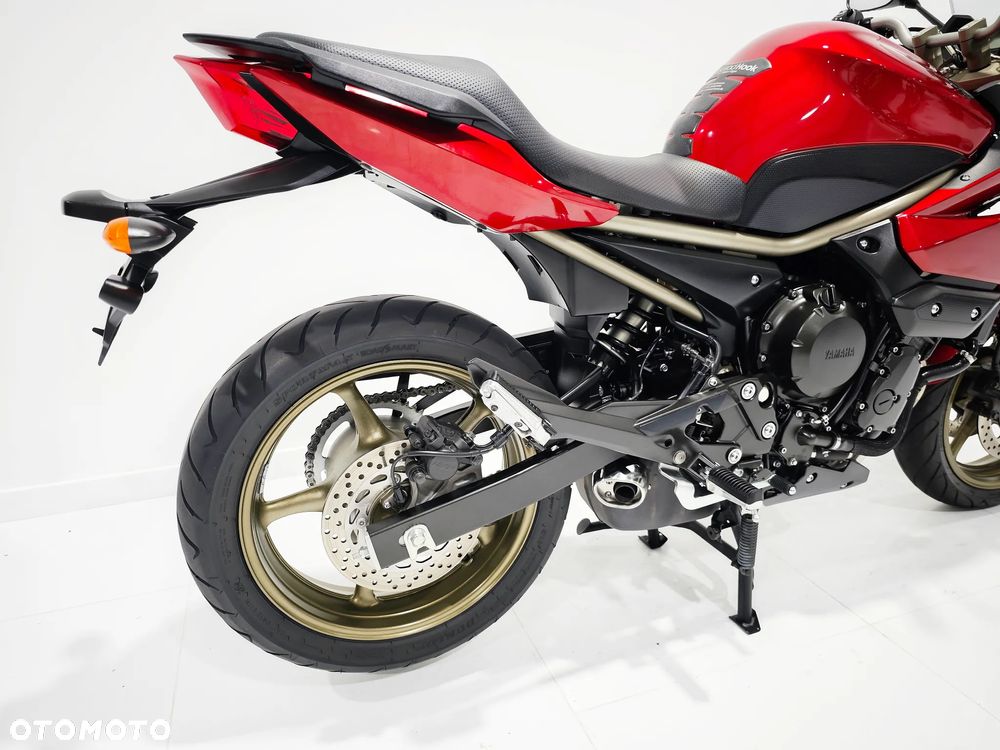 Yamaha XJ - 9