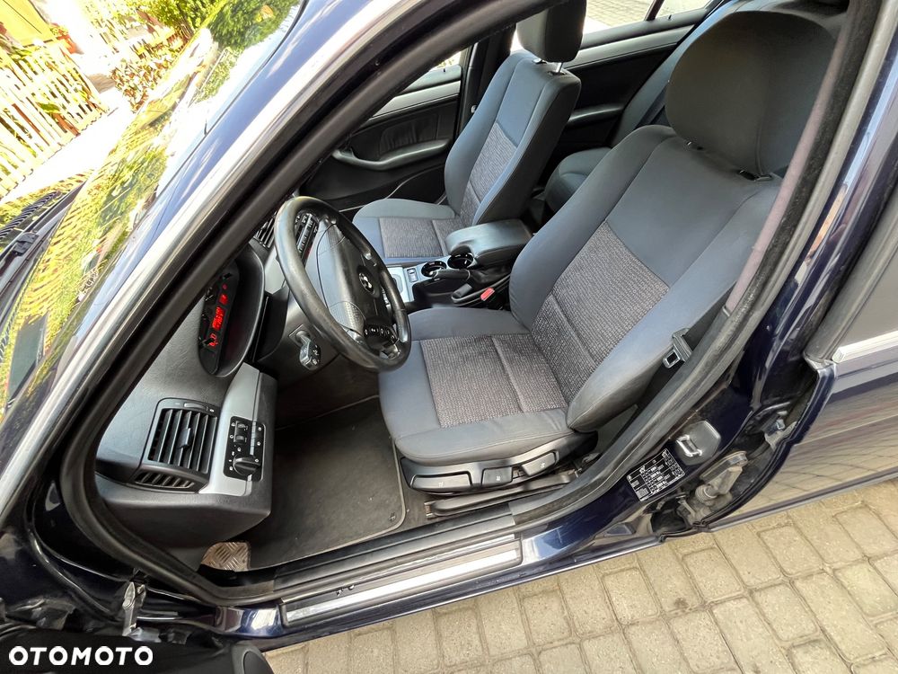 BMW Seria 3 - 12