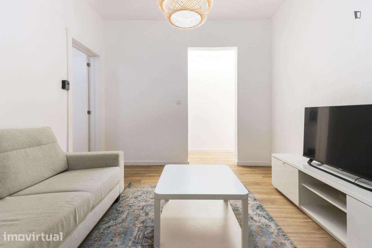 Quarto - localizado em Penha Lisbon - Grande imagem: 4/26