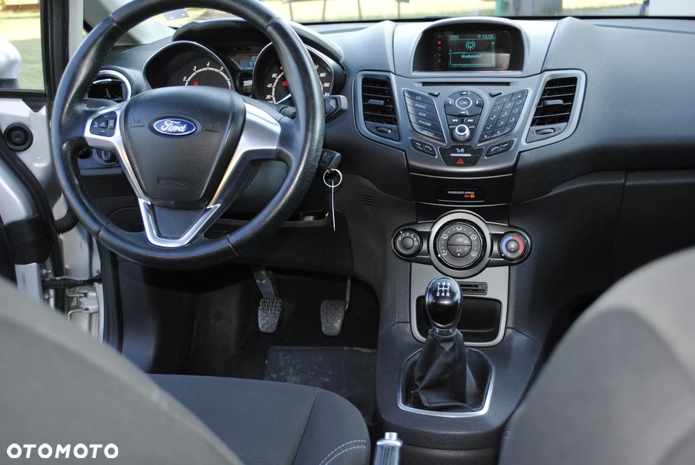 Ford Fiesta - 17
