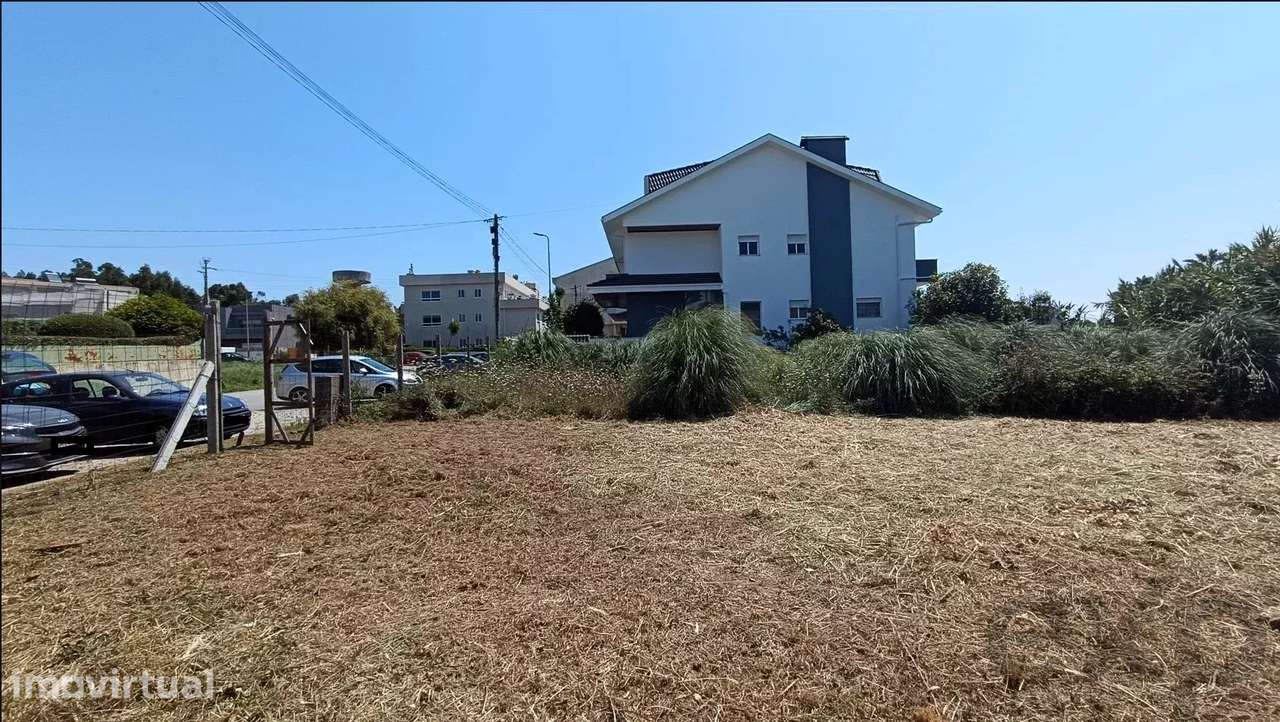 Lote c/387m2, p/Construção Moradia c/344m2 - Grande imagem: 4/27