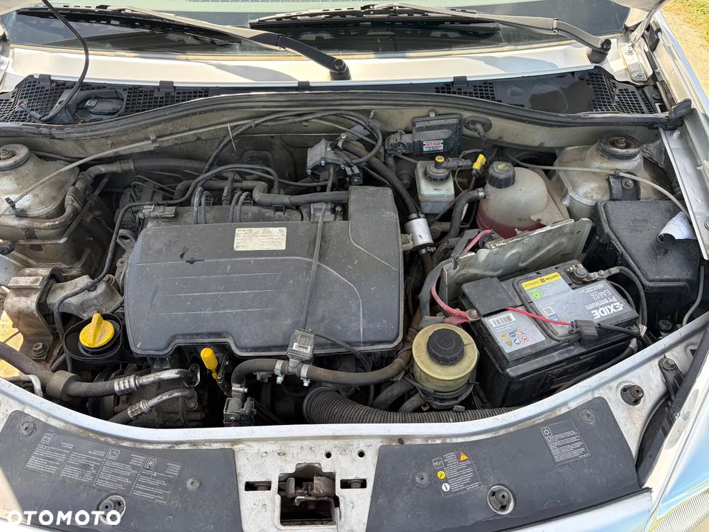 Dacia Sandero 1.2 16V Laureate - 7