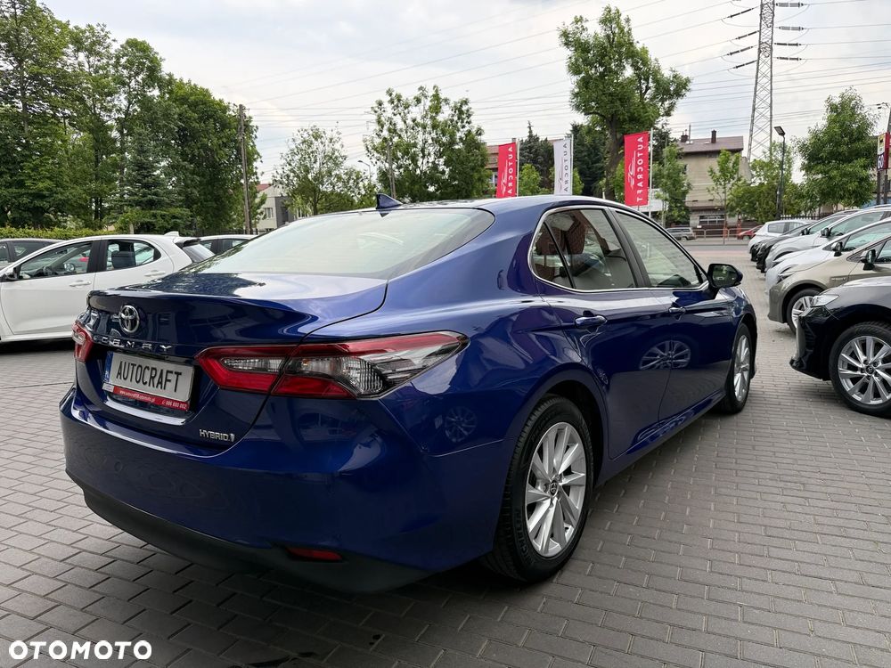 Toyota Camry 2.5 Hybrid Comfort CVT - 28