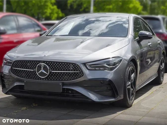 Mercedes-Benz CLA 200 AMG Line 7G-DCT - 2