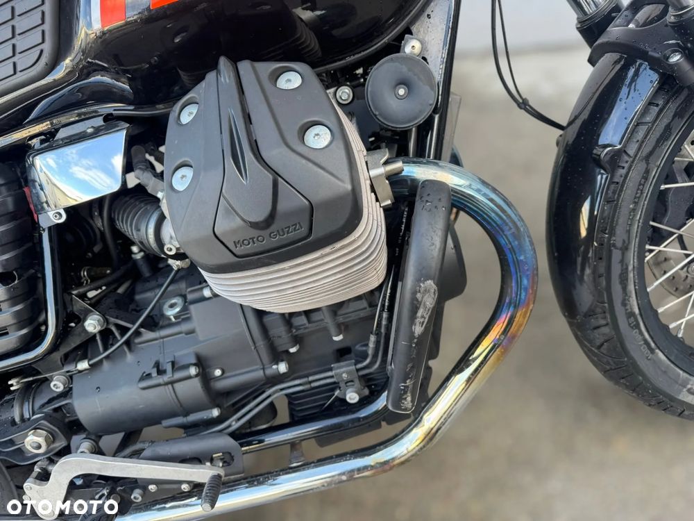 Moto Guzzi V7 - 7