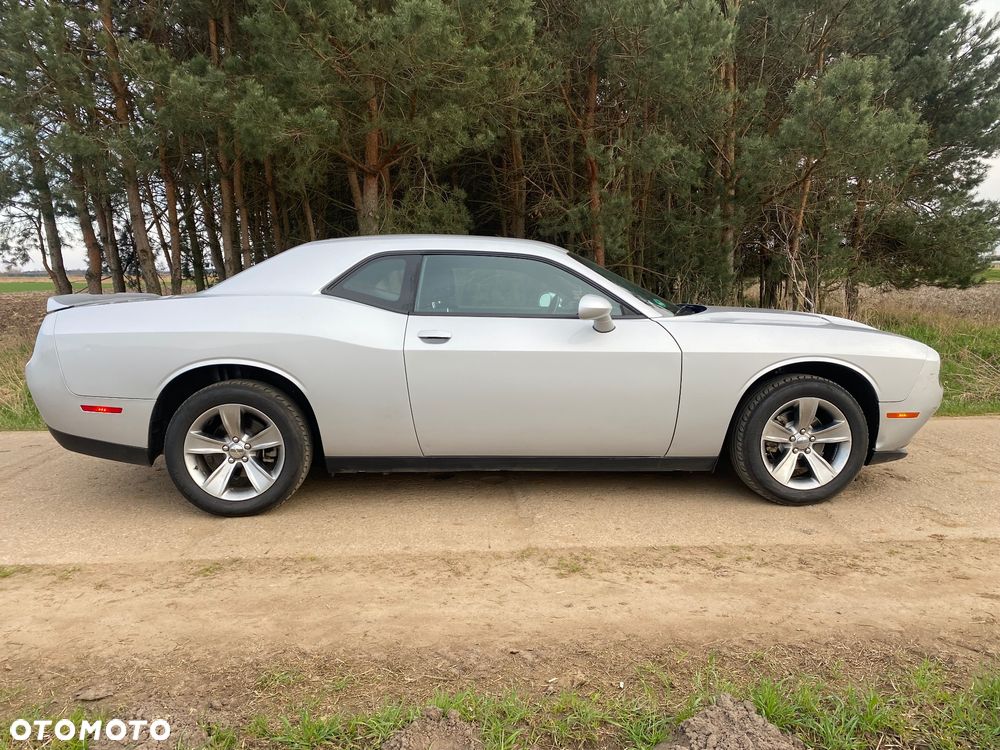 Dodge Challenger 3.6 SXT - 2