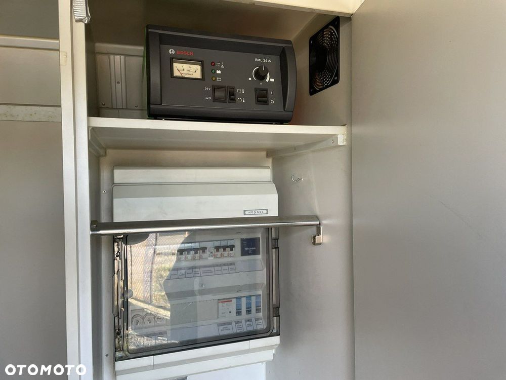 Mercedes-Benz Sprinter - 21