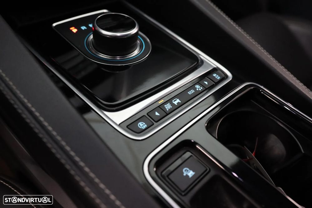 Jaguar F-Pace 25d AWD Aut. R-Sport - 9