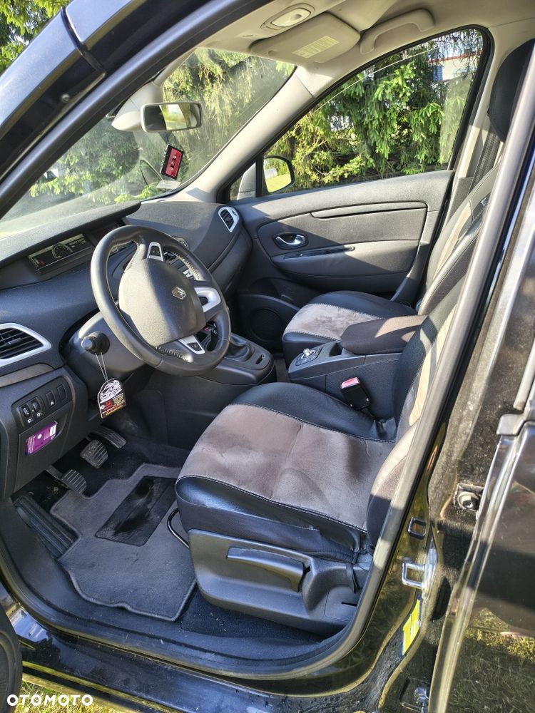 Renault Grand Scenic - 6