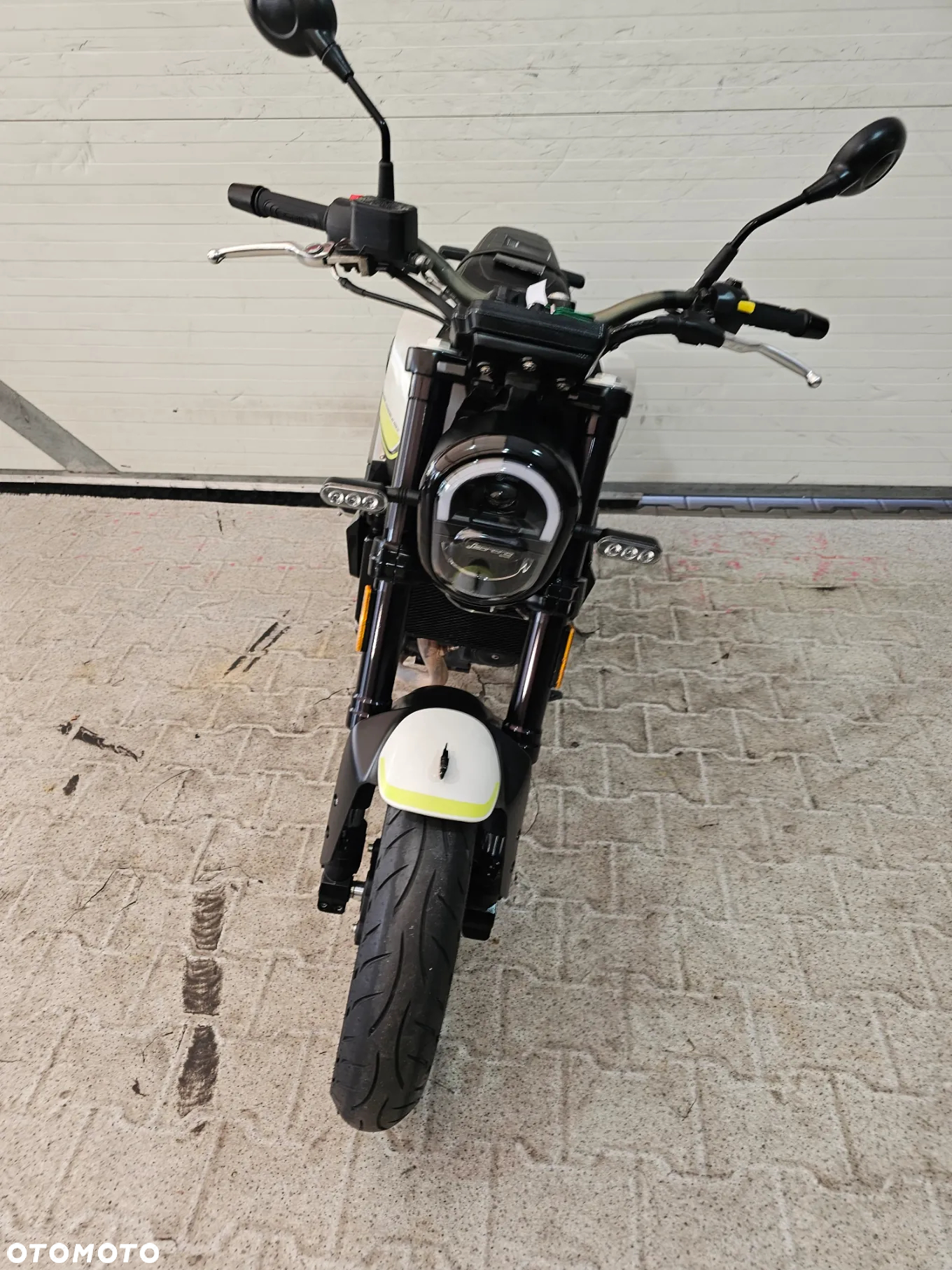 Benelli Leoncino - 16