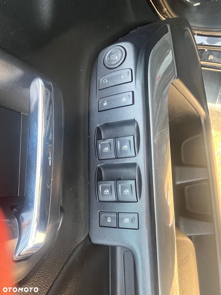 Chevrolet Silverado 5.3 Crew Cab LT2 4x4 - 8