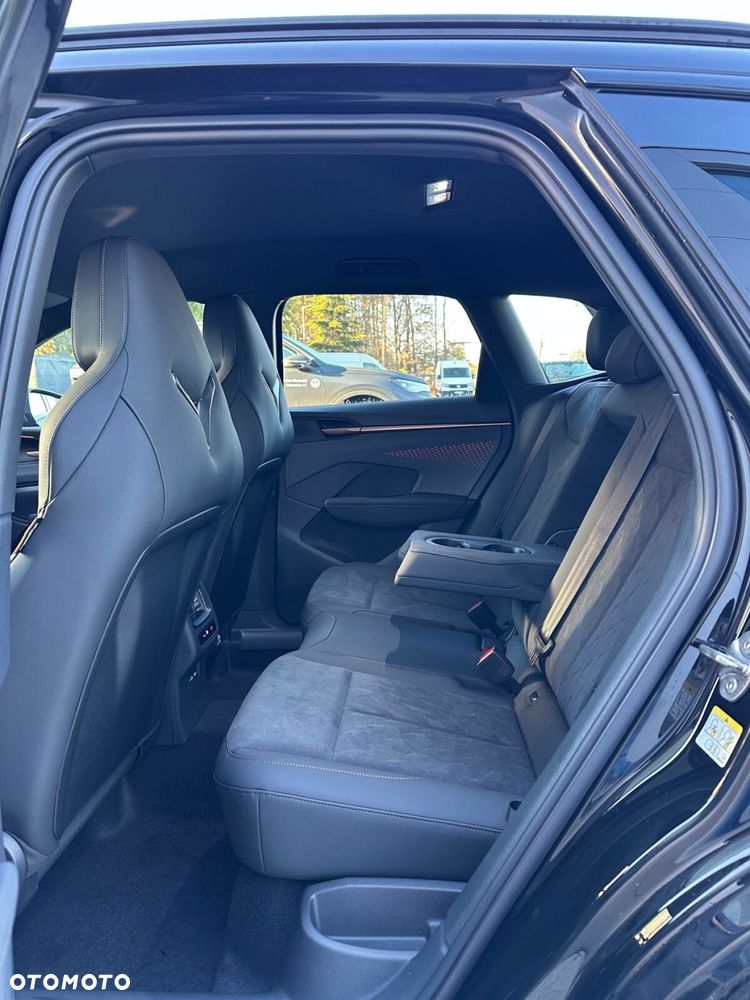 Cupra Terramar 1.5 eTSI mHEV DSG - 18