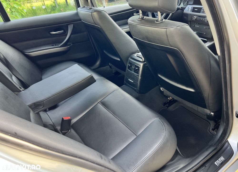 BMW Seria 3 318i Aut. - 10