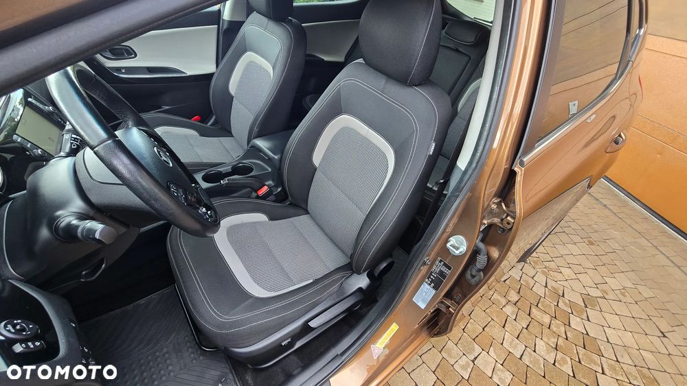 Kia Ceed - 28