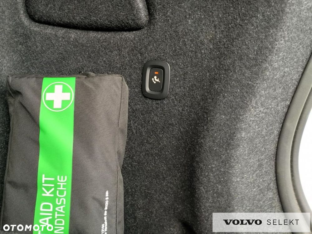 Volvo XC 40 - 26