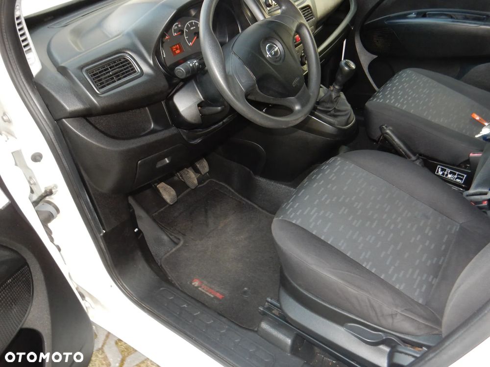 Opel Combo - 10
