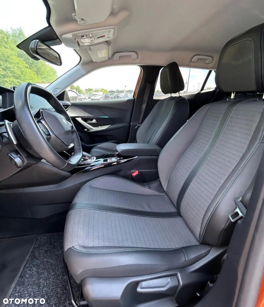 Peugeot 2008 PureTech 130 EAT8 Allure Pack - 11