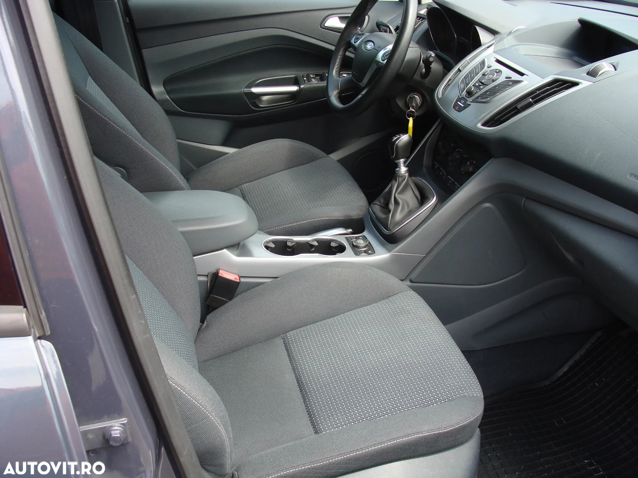 Ford C-Max - 10