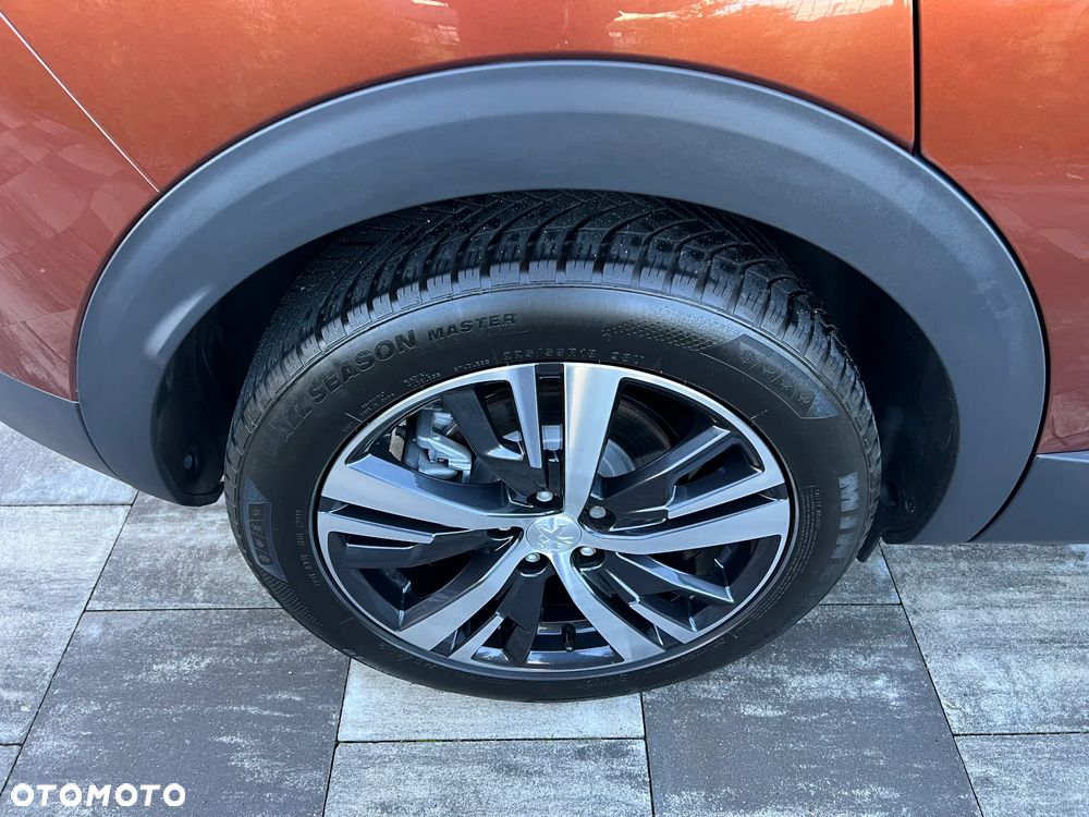 Peugeot 3008 THP 165 EAT6 Stop & Start Allure - 21