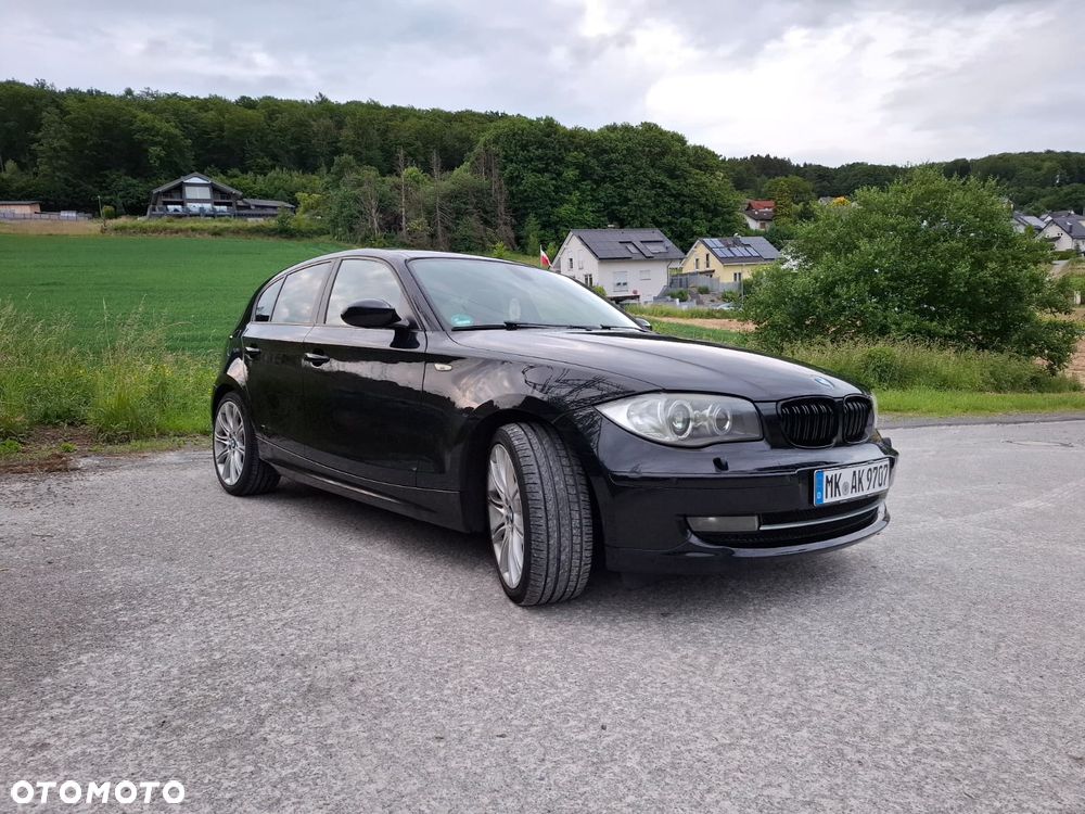 BMW Seria 1 120d DPF - 23