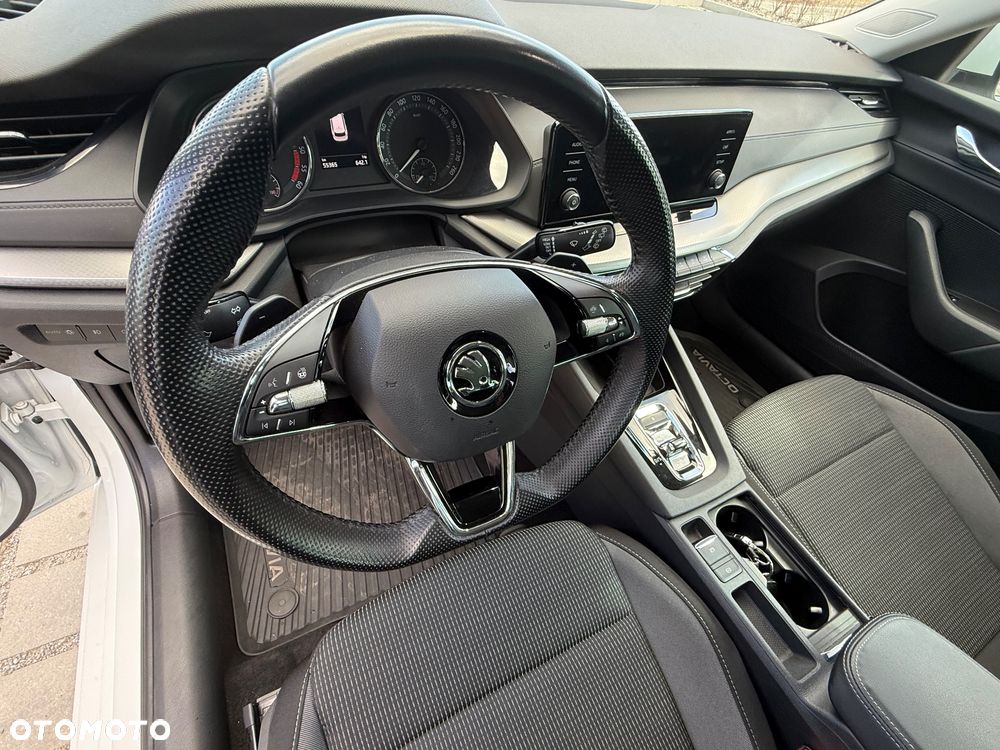 Skoda Octavia 2.0 TDI Ambition DSG - 18