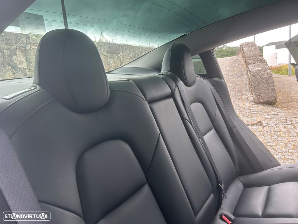Tesla Model 3 Performance Dual Motor AWD - 18